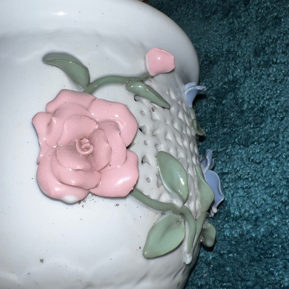 Vintage White Ceramic Large Planter Pink & Blue 3D Floral Design Orchid Planter - Picture 6 of 11